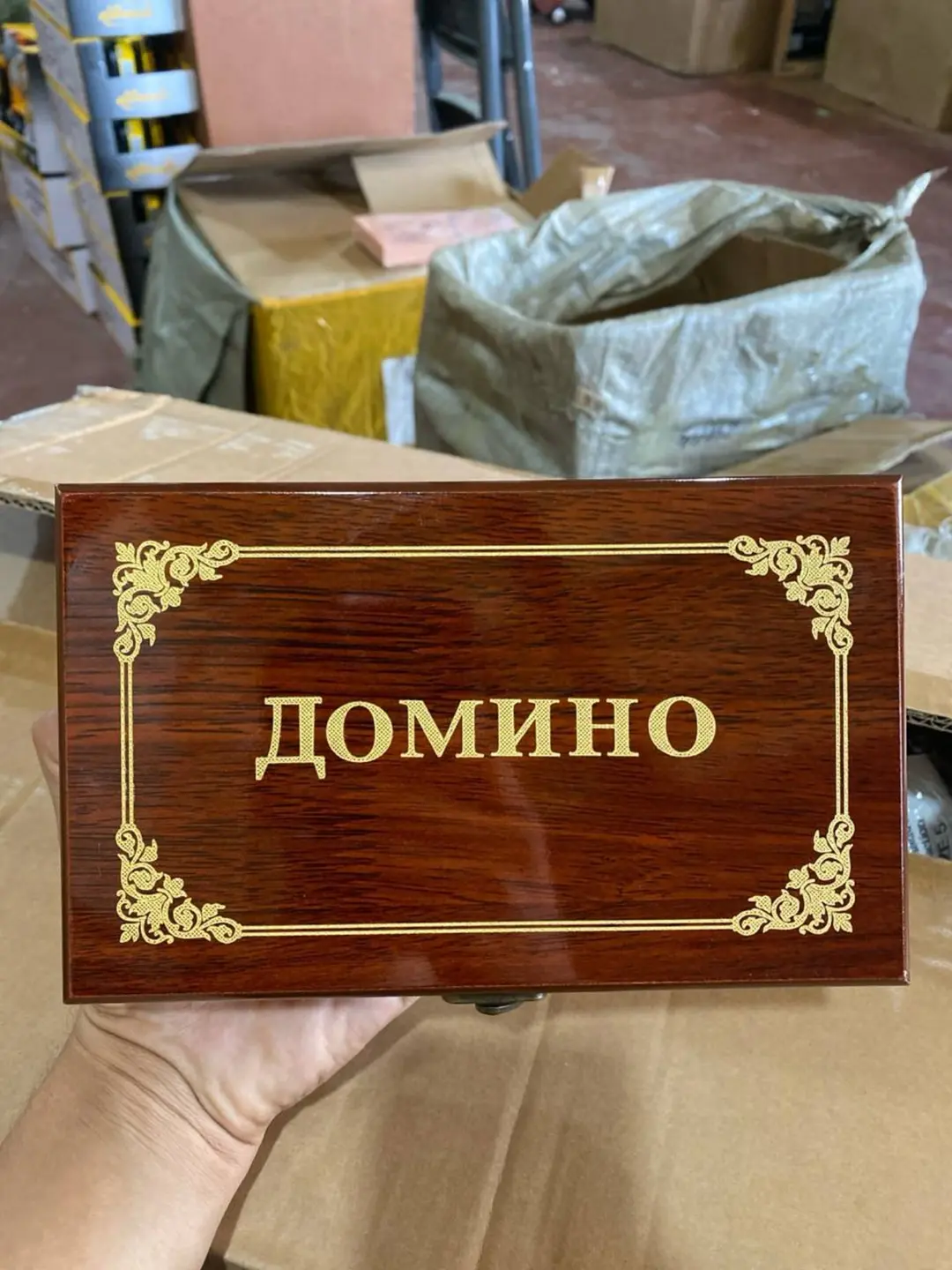 Настольная игра Домино в деревянном футляре, подарочный набор